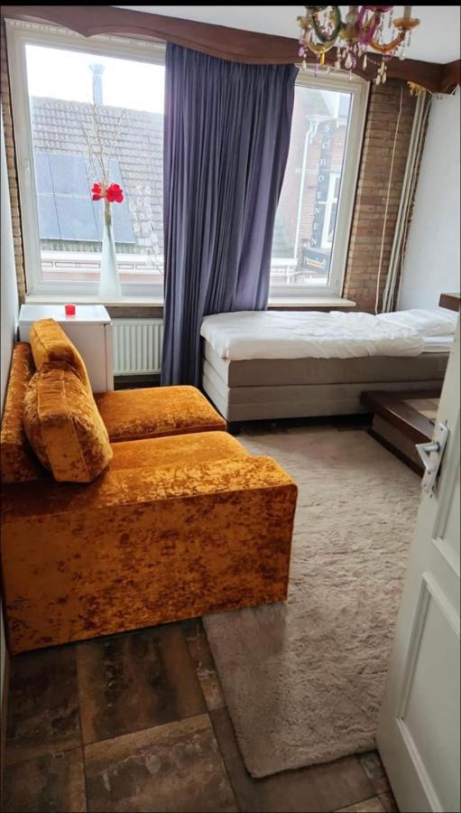 Private Room In The Centre Of Тилбург Экстерьер фото